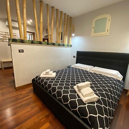 Newhouse Dei Mille Apartment Bari Luaran gambar